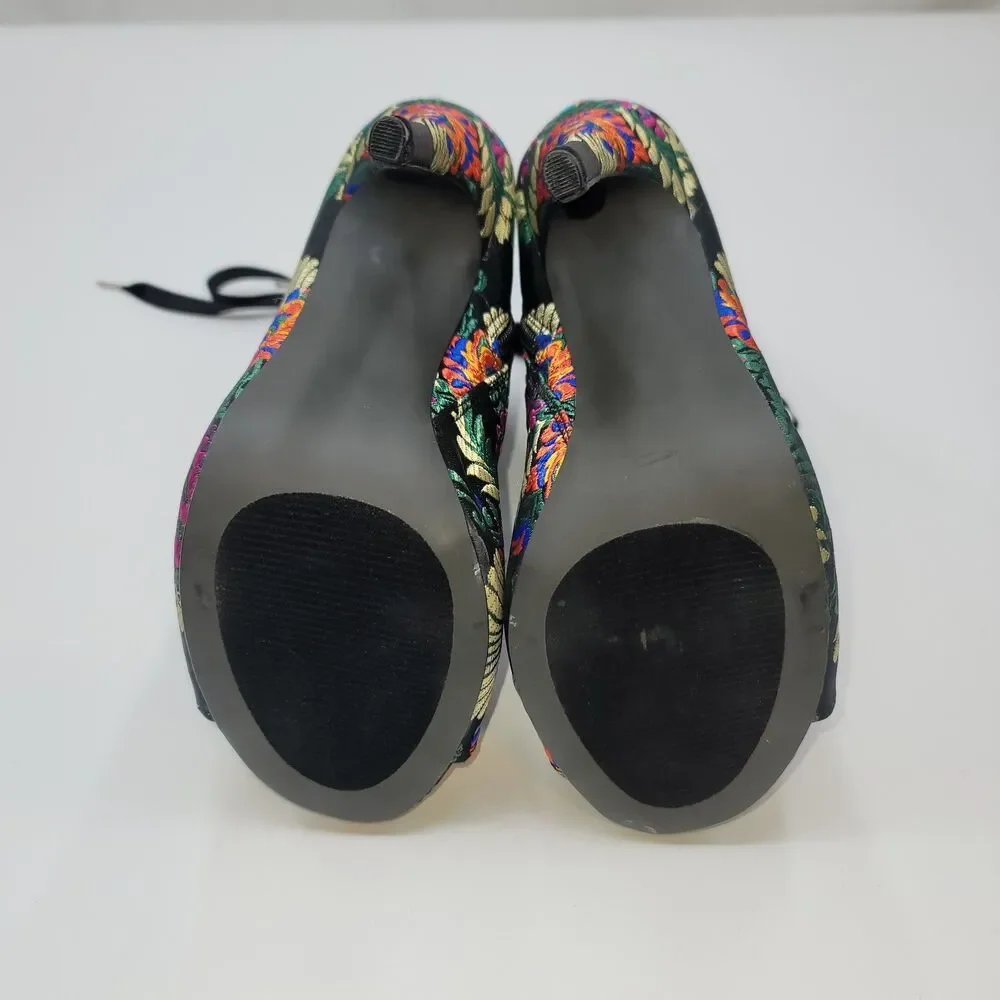 Steve Madden Fuego Embroidered Floral Lace-Up Peep-Toe Stiletto Booties Size 7